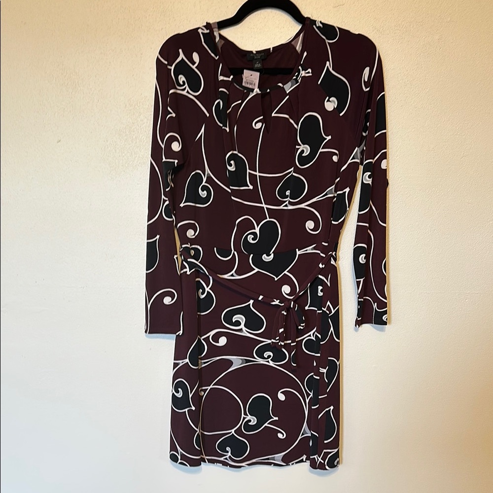 Stylish Women's Dress in Burgundy and Black